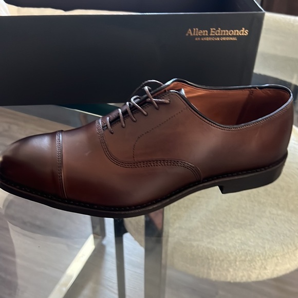 New shoes Allen Edmonds … park avenue cap-toe . Derby dress shoes - Picture 5 of 5